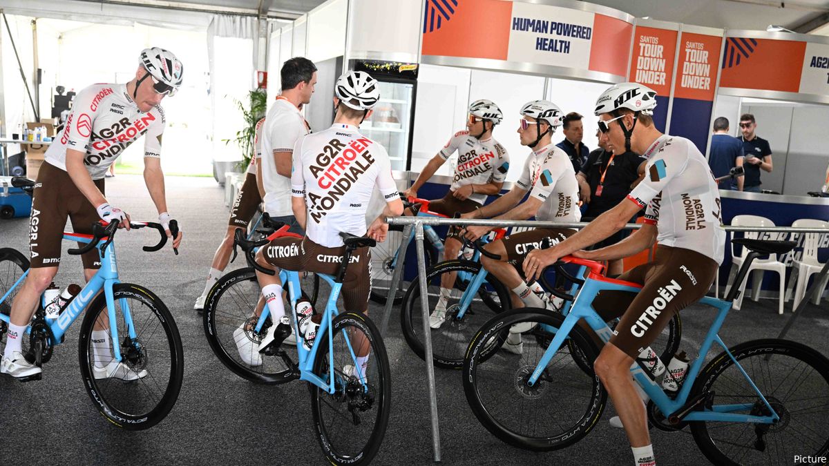 Ag2r mondiale cycling team shop